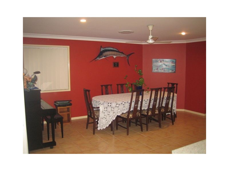 4 Glebe Place, Banora Point NSW 2486