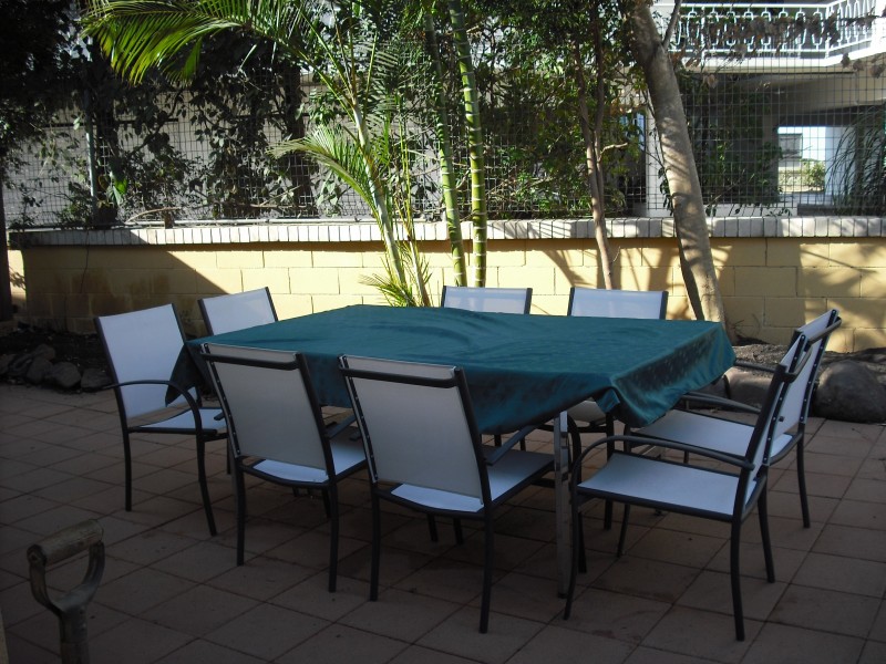 3/3 Winston Street – ALL PROSPECTIVE TENANTS MUST REGISTER ON 55992700, Kirra QLD 4225