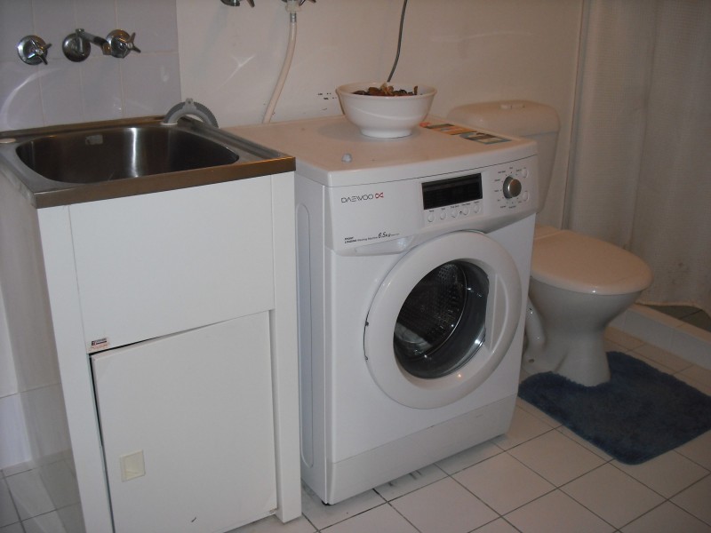 3/3 Winston Street – ALL PROSPECTIVE TENANTS MUST REGISTER ON 55992700, Kirra QLD 4225