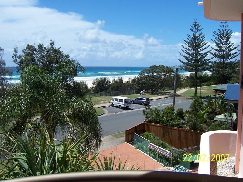 Bilinga QLD 4225