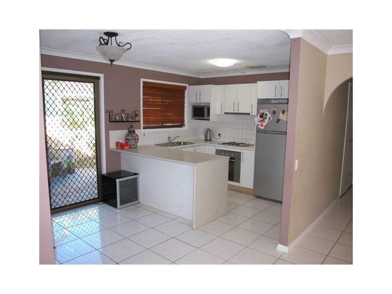2/14 Shearwater Parade, Tweed Heads NSW 2485