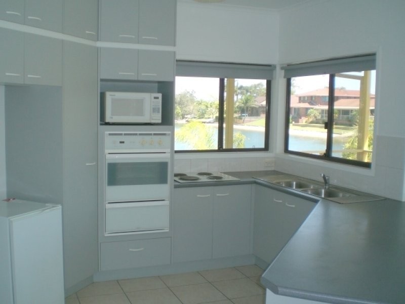 11 Tattler Court, Tweed Heads West NSW 2485