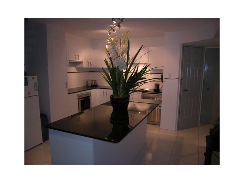 17/15 South Street, Kirra QLD 4225