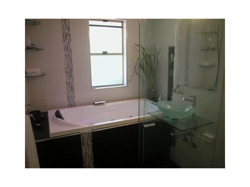 17/15 South Street, Kirra QLD 4225