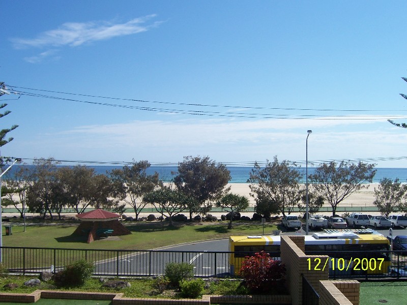 Unit 12 “Centre Court” 34 Musgrave Street, Coolangatta QLD 4225