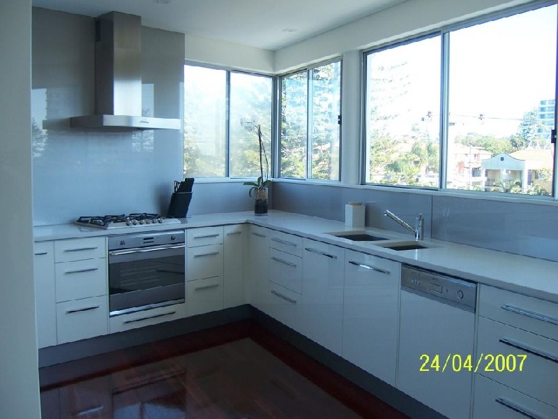 Rainbow Bay QLD 4225