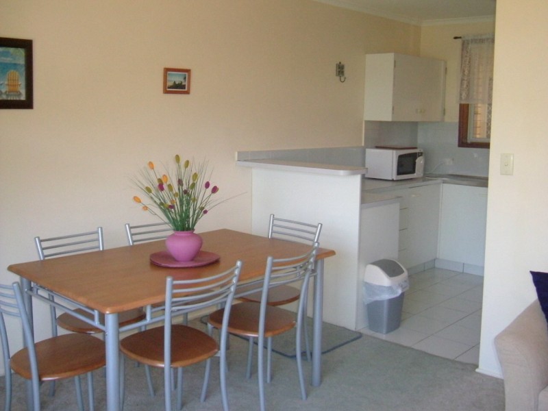 Unit 6 39 Coolangatta Road, Kirra QLD 4225