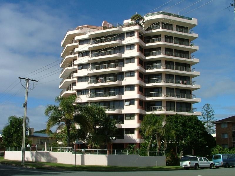 Unit 1 Porta Pacifique, 134 Pacific Parade, Bilinga QLD 4225