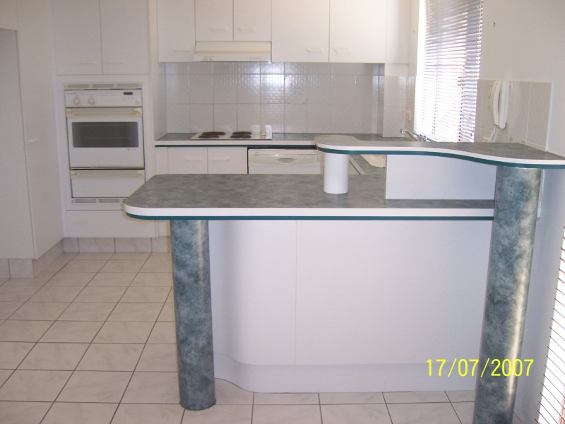 Unit 27 15-17 South Street, Kirra QLD 4225