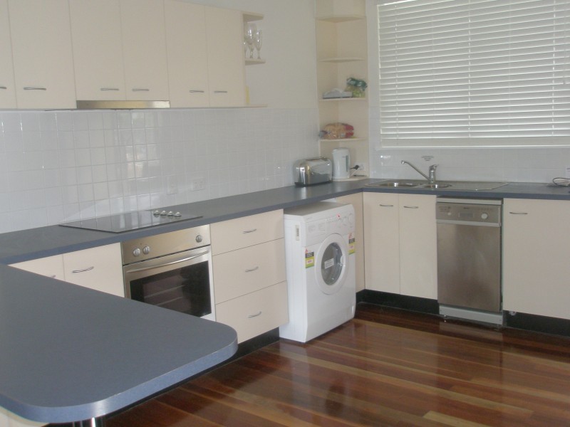 8/7 Coolangatta Road, Kirra QLD 4225