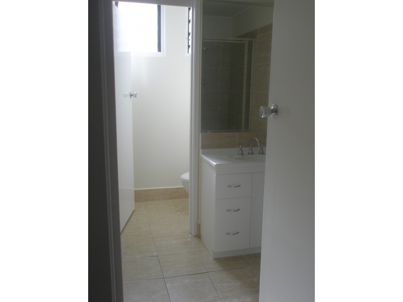 8/7 Coolangatta Road, Kirra QLD 4225