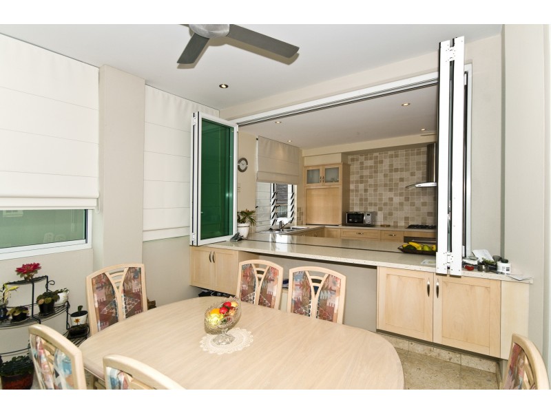 55 Jefferson Lane, Palm Beach QLD 4221