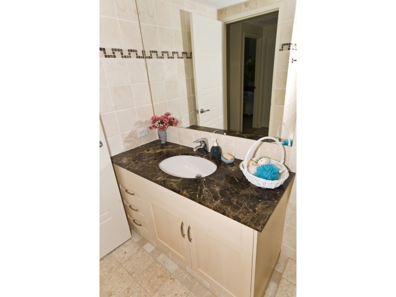 55 Jefferson Lane, Palm Beach QLD 4221
