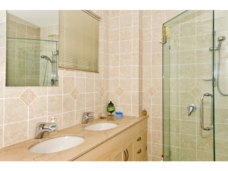 55 Jefferson Lane, Palm Beach QLD 4221