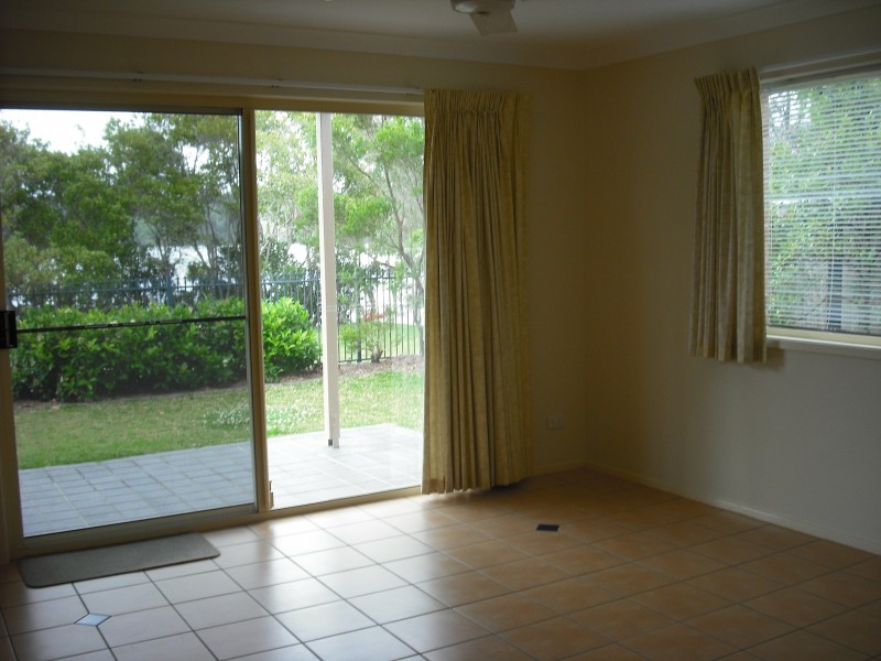 2/83 Gollan Drive, Tweed Heads West NSW 2485