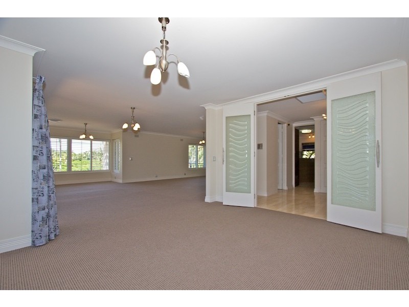 2/3 Island Drive (the Anchorage), Tweed Heads NSW 2485