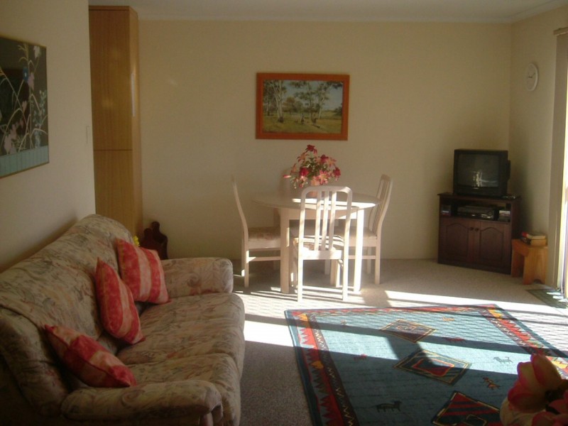 1/39 Coolangatta Road, Kirra QLD 4225