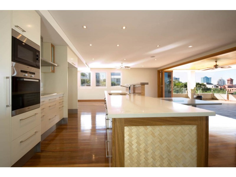 5/61 Garrick Street, Coolangatta QLD 4225