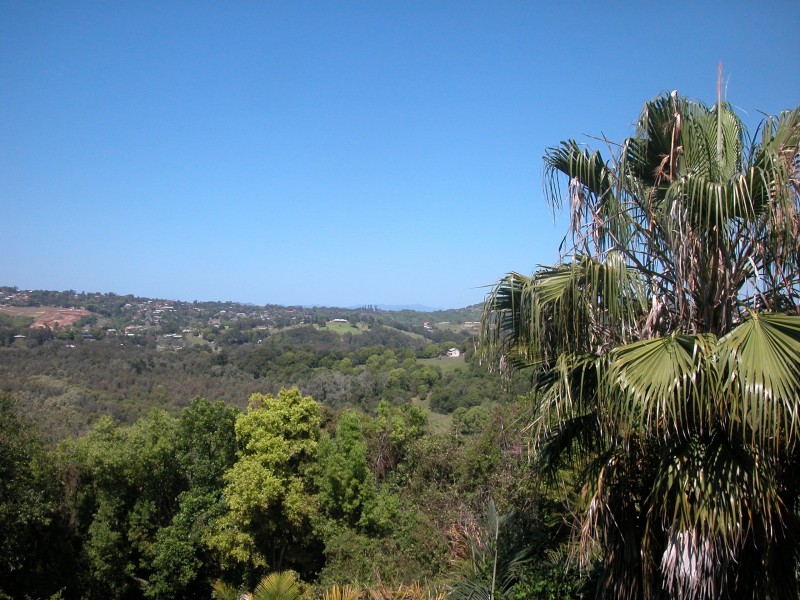 39 Broadwater Esplanade, Bilambil Heights NSW 2486