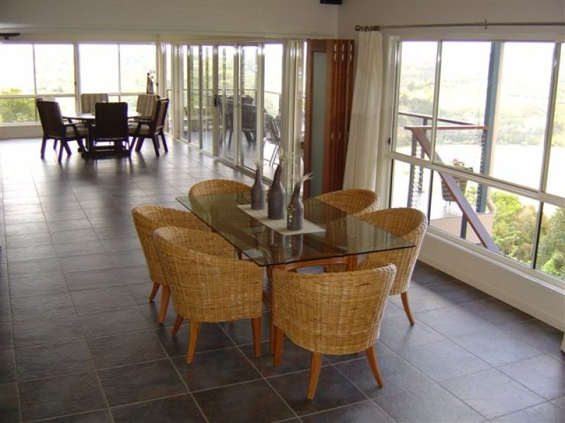 4 Owenia Court, Bilambil Heights NSW 2486