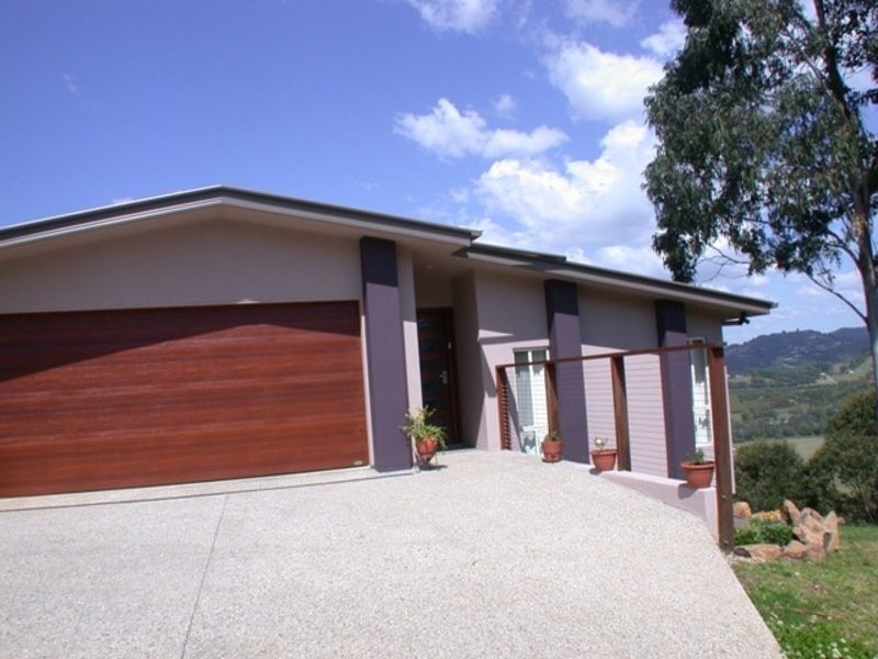 4 Owenia Court, Bilambil Heights NSW 2486