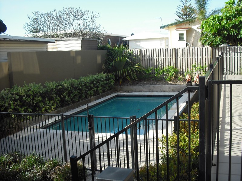 4/111 Golden Four Drive, Bilinga QLD 4225