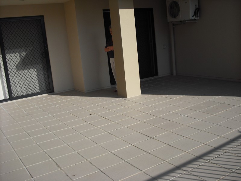 4/111 Golden Four Drive, Bilinga QLD 4225