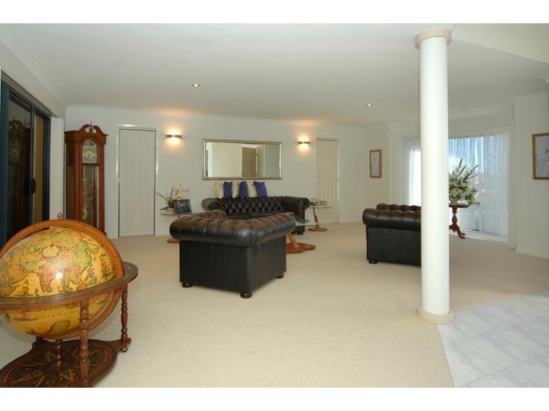 32 Daintree Close, Banora Point NSW 2486