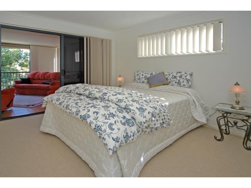 32 Daintree Close, Banora Point NSW 2486