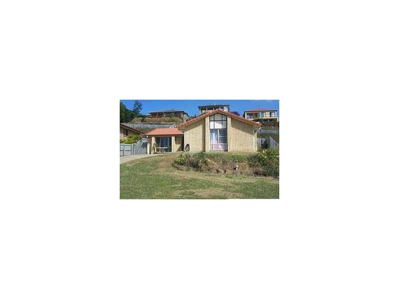 25 Clonakilty Close, Banora Point NSW 2486