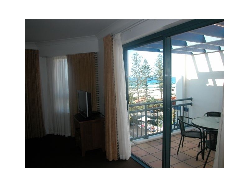 445 ‘Calypso’ 92-102 Marine Pde, Coolangatta QLD 4225
