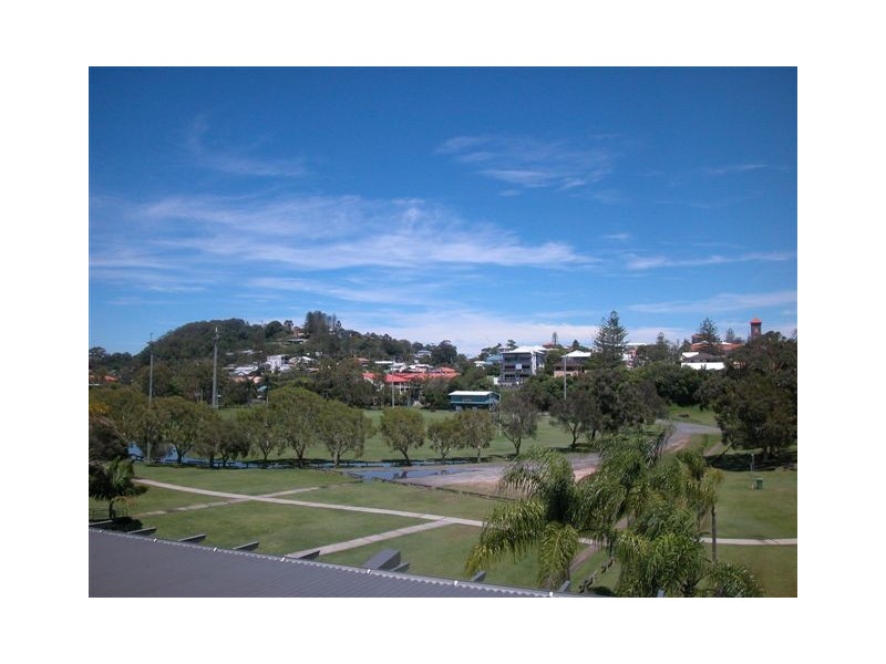 8/5 Carmichael Close, Coolangatta QLD 4225