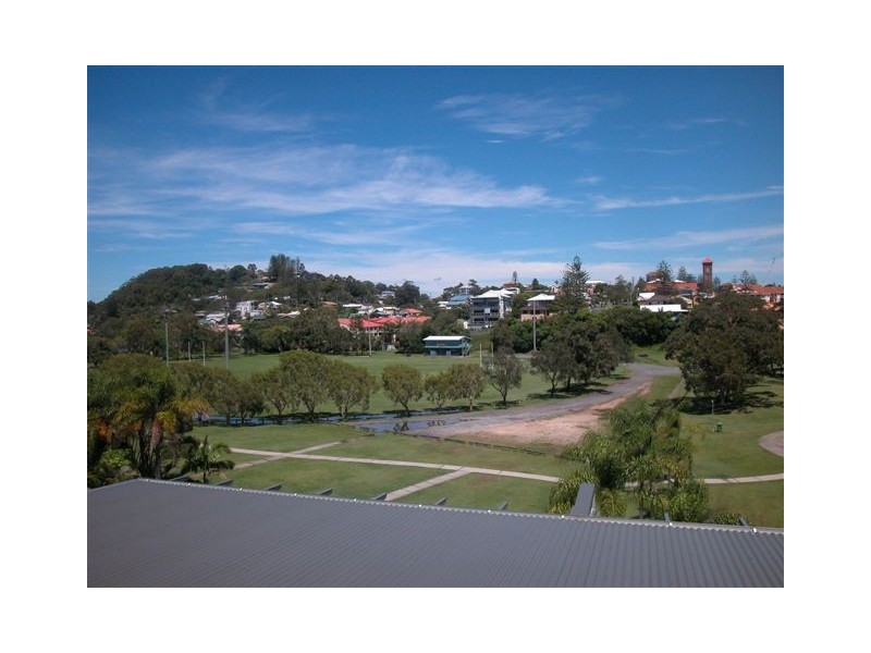 8/5 Carmichael Close, Coolangatta QLD 4225