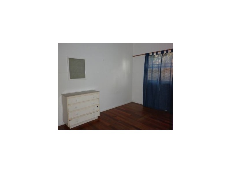 2/4 Haig Street, Kirra QLD 4225