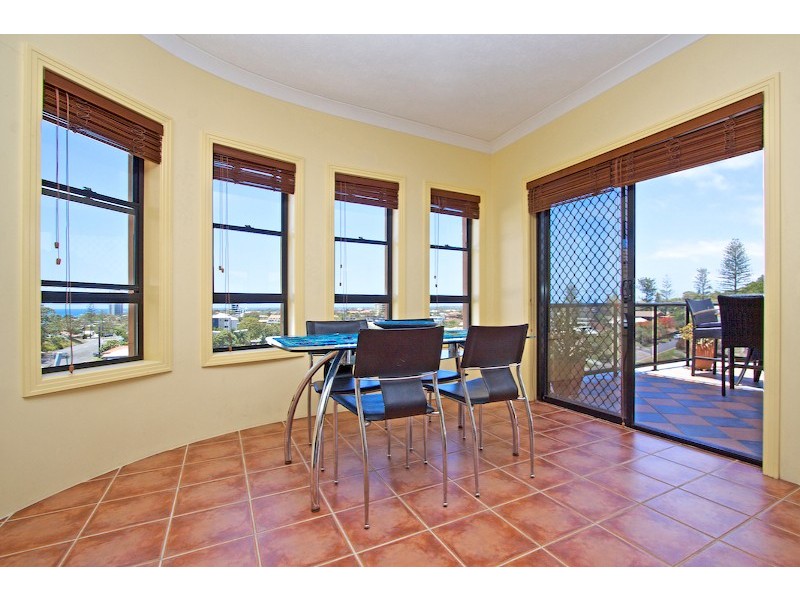 5/38 ‘Casa Colina’ Tweed Street, Coolangatta QLD 4225