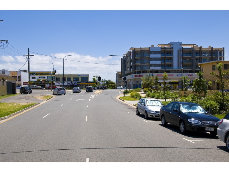 14 Sunshine Parade, Miami QLD 4220