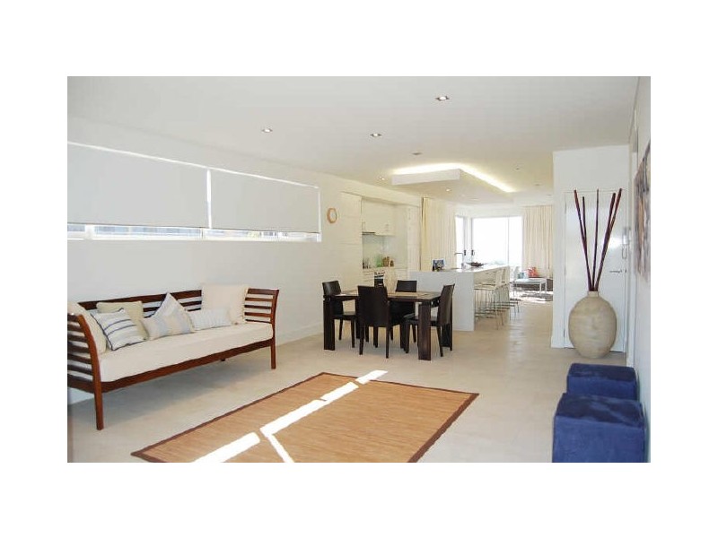 Rainbow Bay QLD 4225