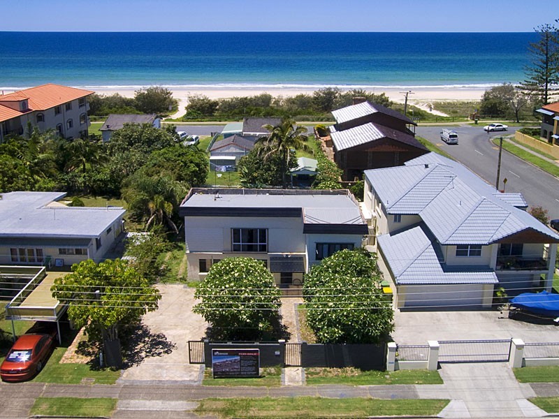 227 Golden Four Drive, Bilinga QLD 4225