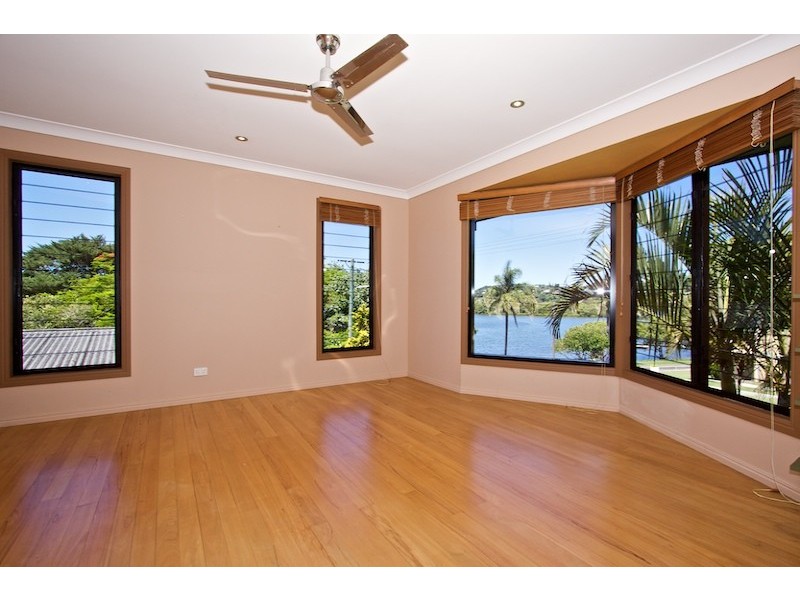 8 Noarlunga Street, Banora Point NSW 2486