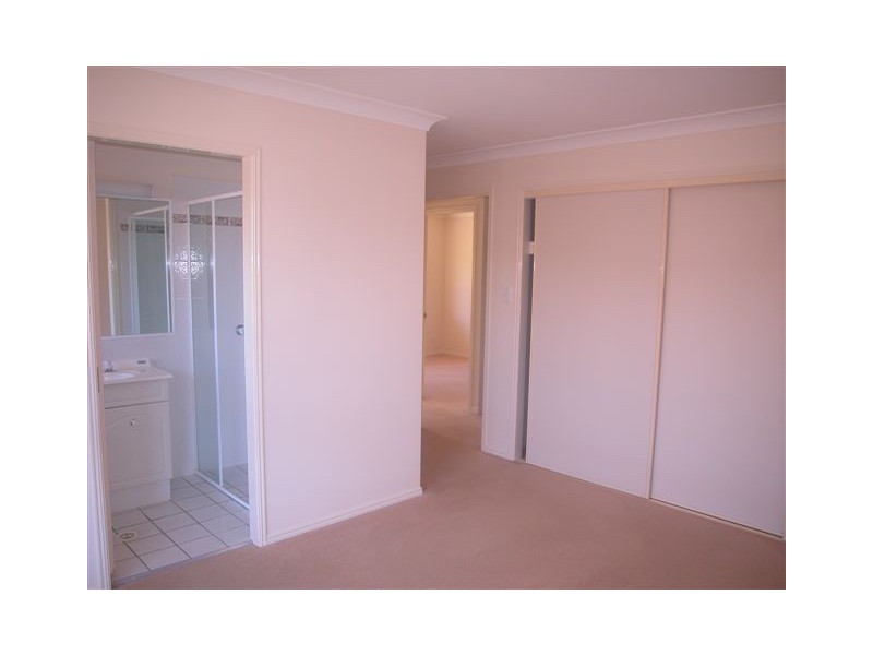 1/2  Shamrock Avenue, Banora Point NSW 2486