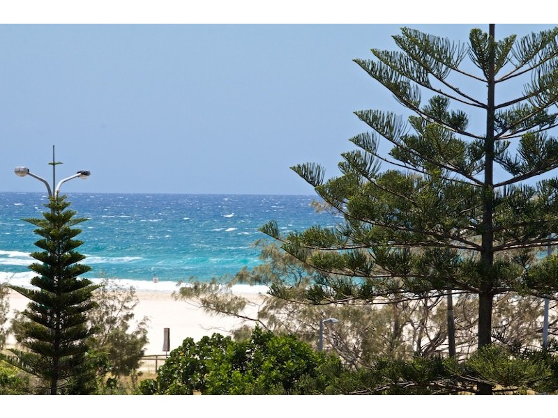 7/13 South Street, Kirra QLD 4225