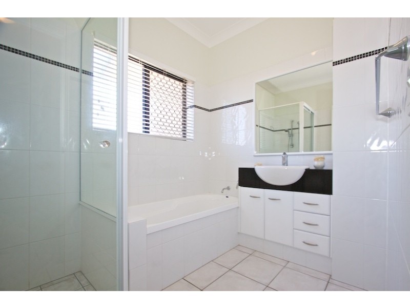 7/13 South Street, Kirra QLD 4225