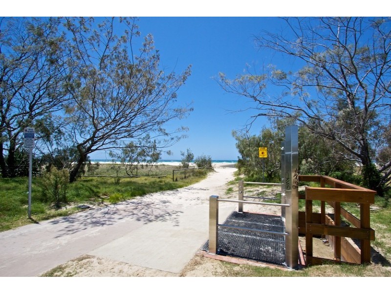 7/13 South Street, Kirra QLD 4225