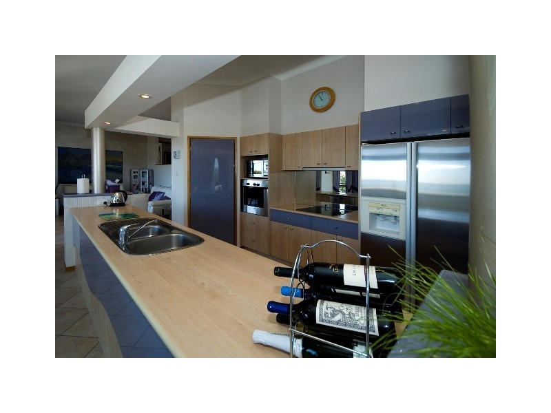 69 Rutledge Street, Coolangatta QLD 4225