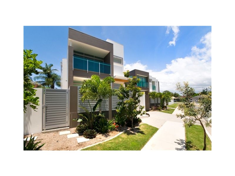 1-4 Bardon Ave, Miami QLD 4220