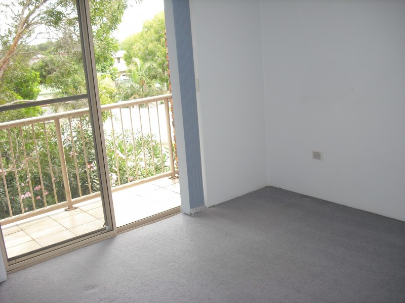 25/9 Ocean Street, Kirra QLD 4225