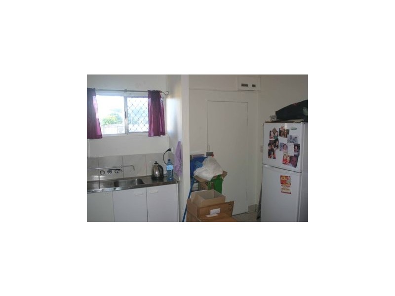 Shop 3, 9 Station Street, Currumbin Waters QLD 4223