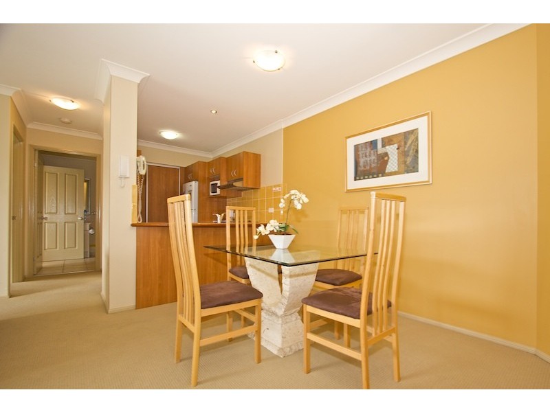 39/37-43 Golden Four Drive, Bilinga QLD 4225