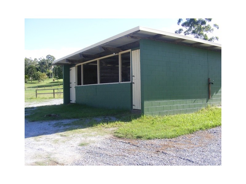 6 Ruth Terrace, Oxenford QLD 4210