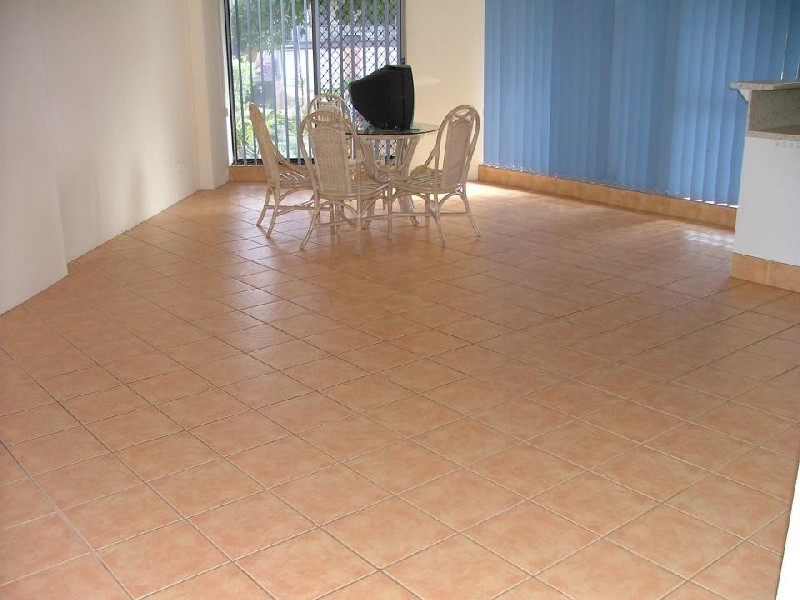 1/134 Porta Pacifique, 134 Pacific Parade, Bilinga QLD 4225